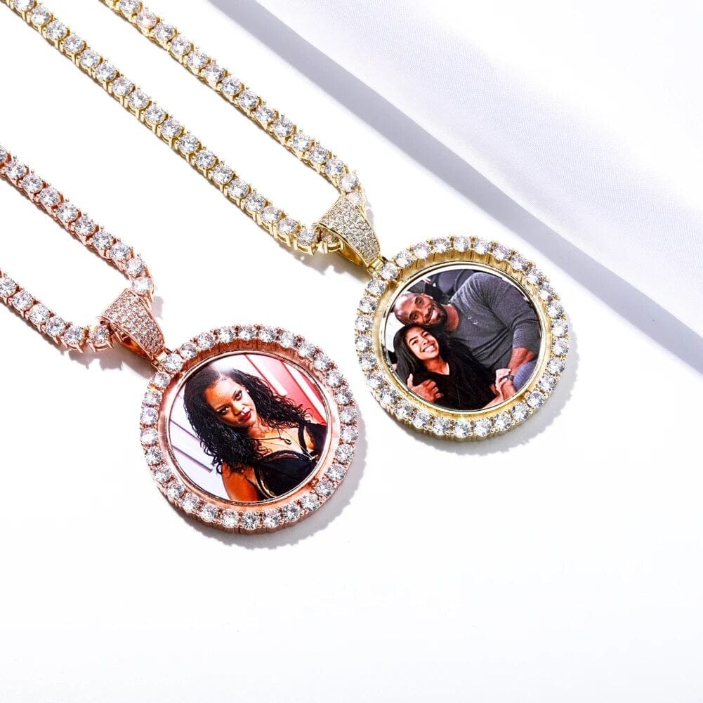 Double-Sided Rotating Picture Pendant Necklace