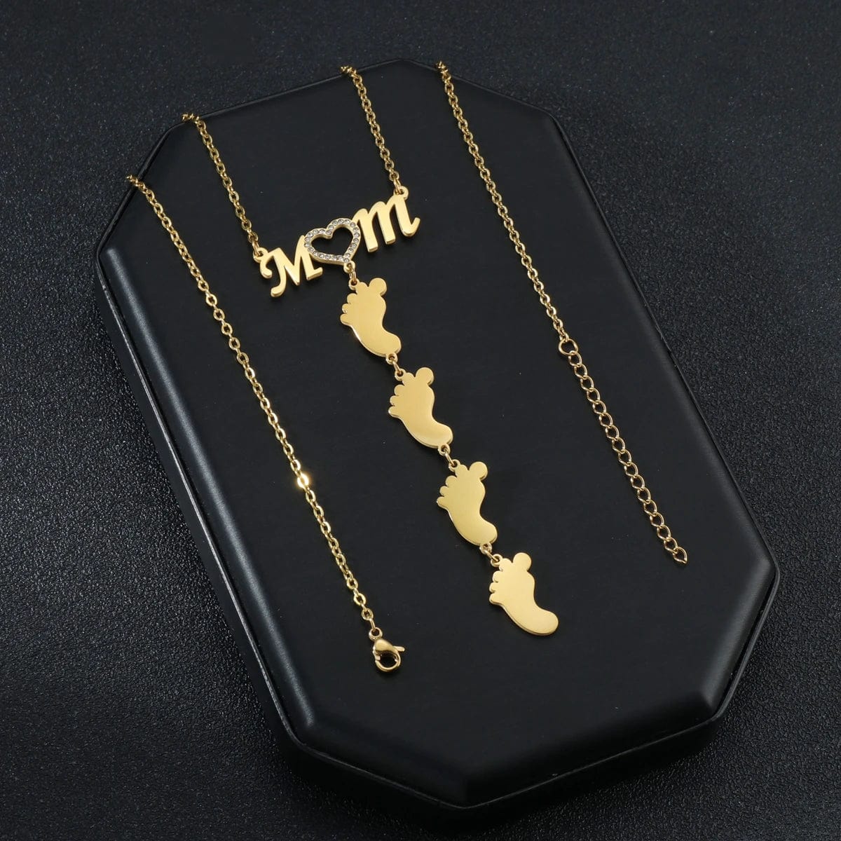 Custom Mothers Necklace With Names