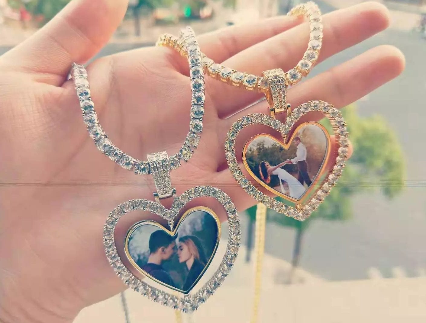 Locket necklace