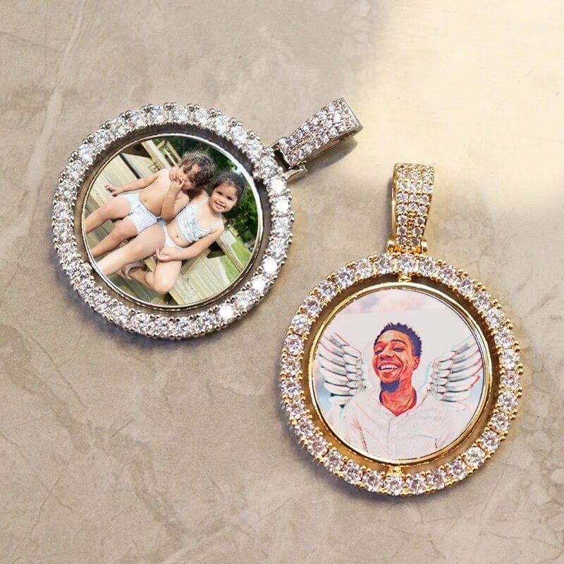 Double-Sided Rotating Picture Pendant Necklace1