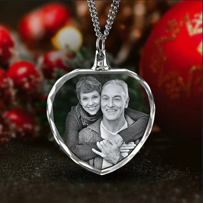 3D Crystal Heart-shaped Photo Necklace