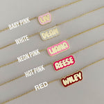Collar con nombre de letra de burbuja de esmalte de color personalizado