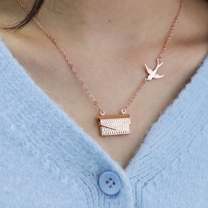 Foto personalizada en collar de memoria de libro de bolsillo 