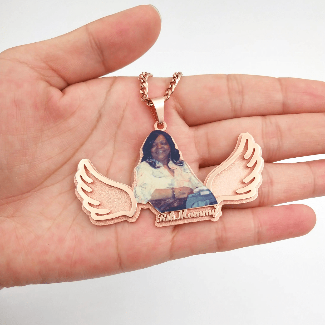 Collar de memoria de imagen 3D personalizado con alas - colgante de foto y nombre